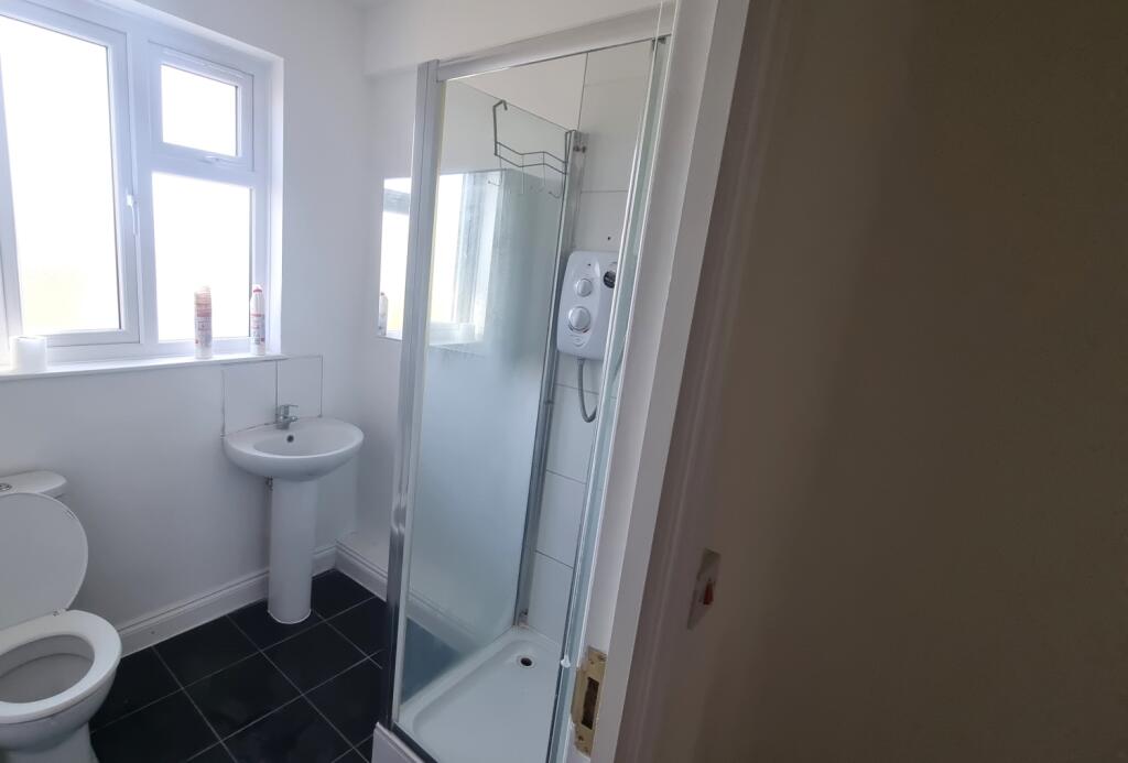 flat c bathroom