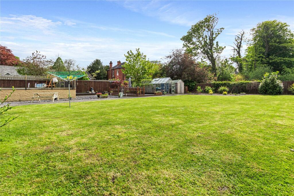 Lawn 2