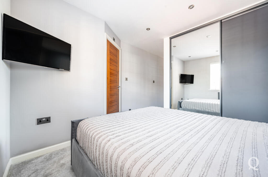 23c043af-d67a-447...