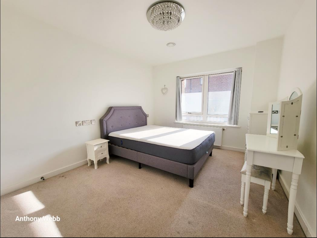 bed 1