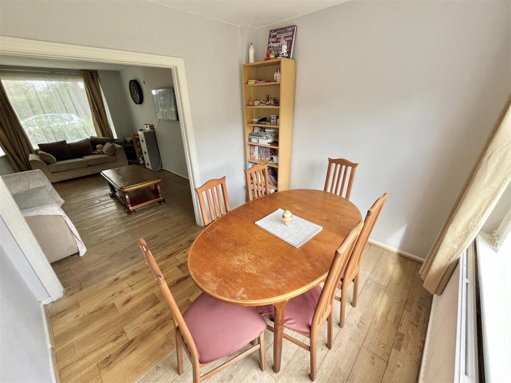 Dining Area Aspect 2