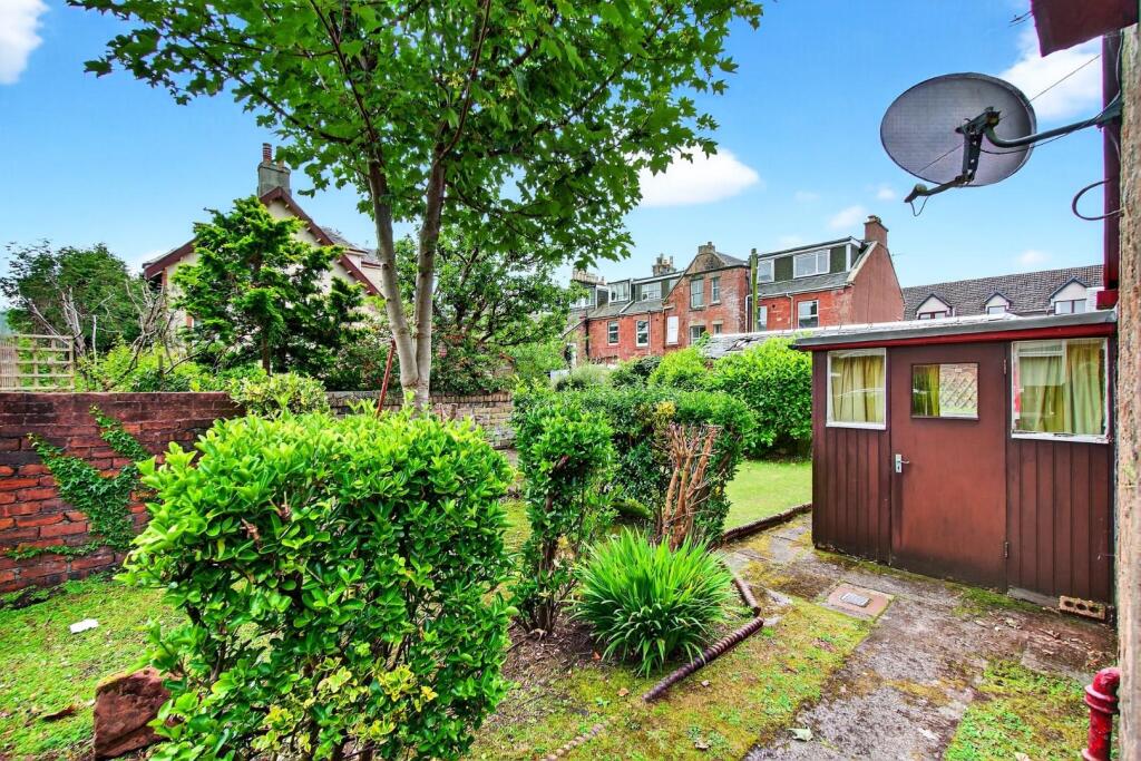 28_17 stanlane place, largs _28.jpg