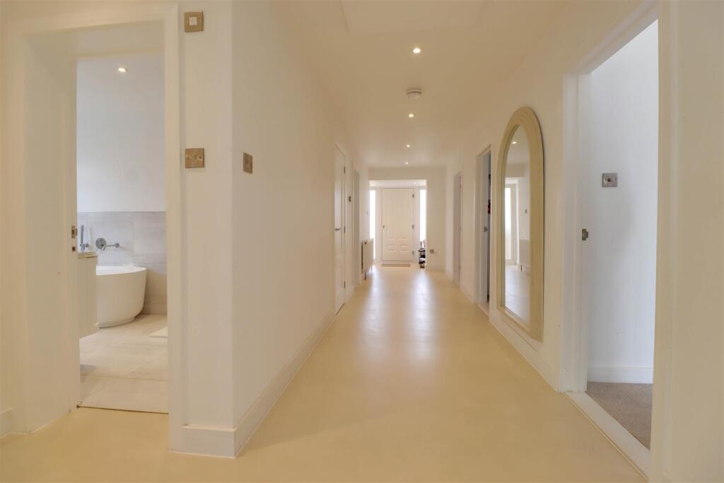 SUGDEN AVENUE NEW-6.jpg