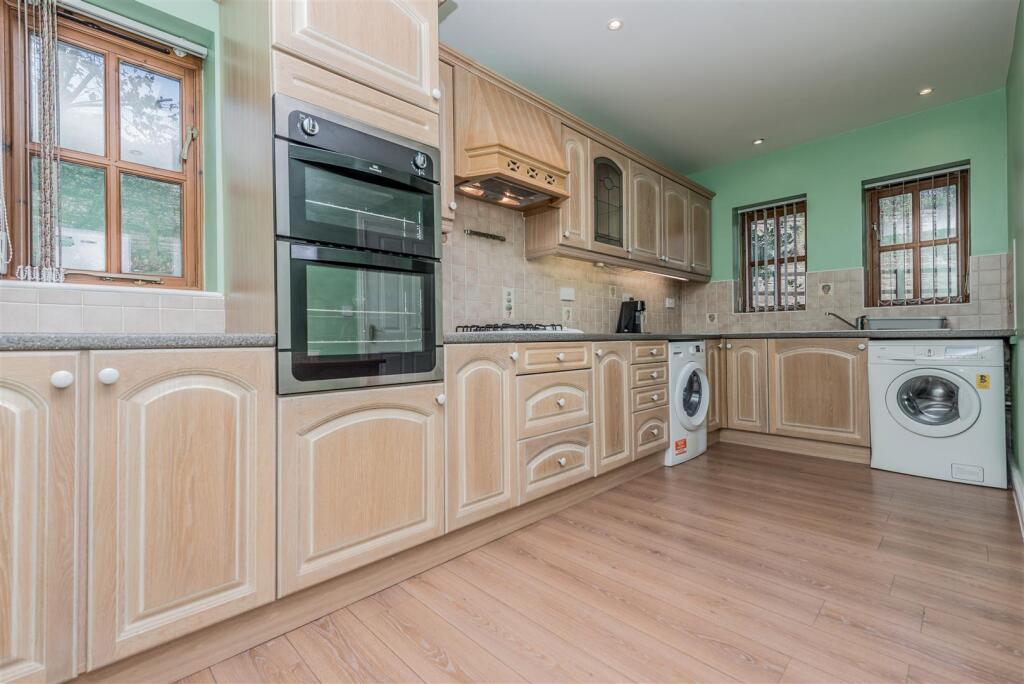 Fitted Dining Kitchen: