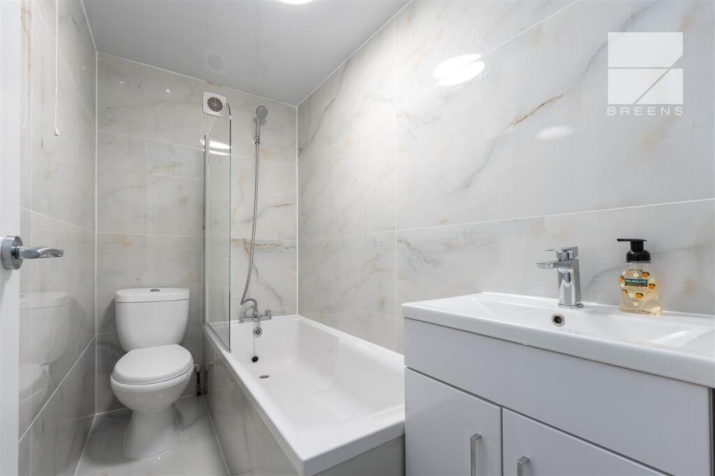 74b Wallwood Road_0020.jpg