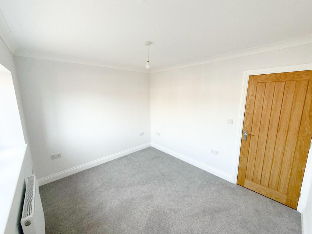 IMG-20250501-WA00...