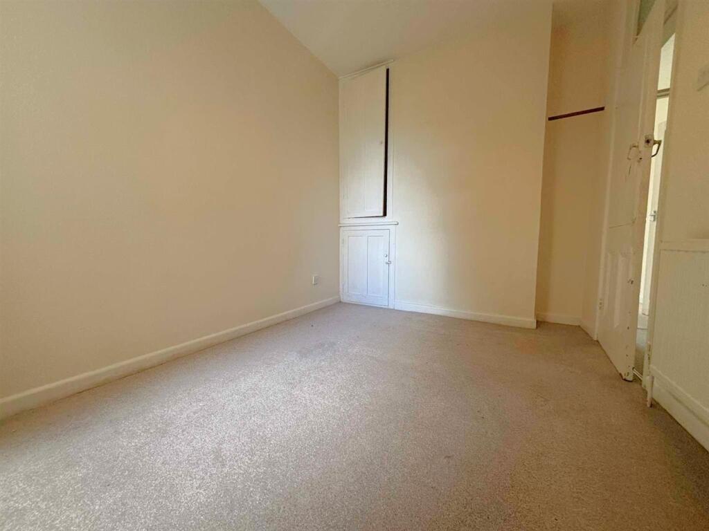 bedroom.jpg
