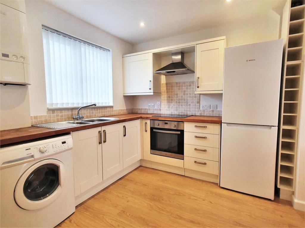 7 Wartha Mews Kitchen