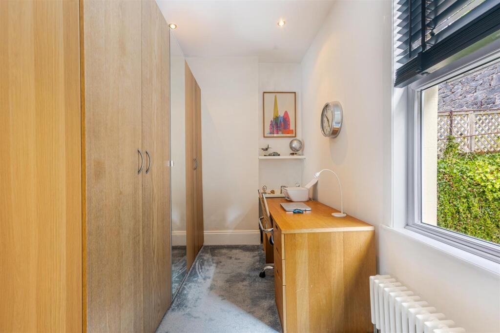 A22 - Torquay, TorView House - 250814.jpg