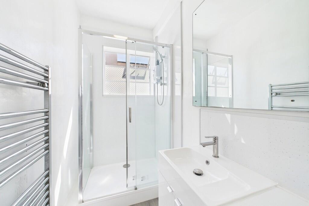 CAM03416G0-PR0093...