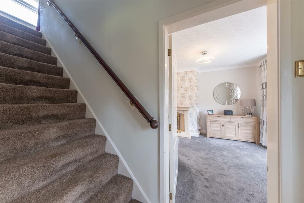 1 Edgewell Lane-014.jpg
