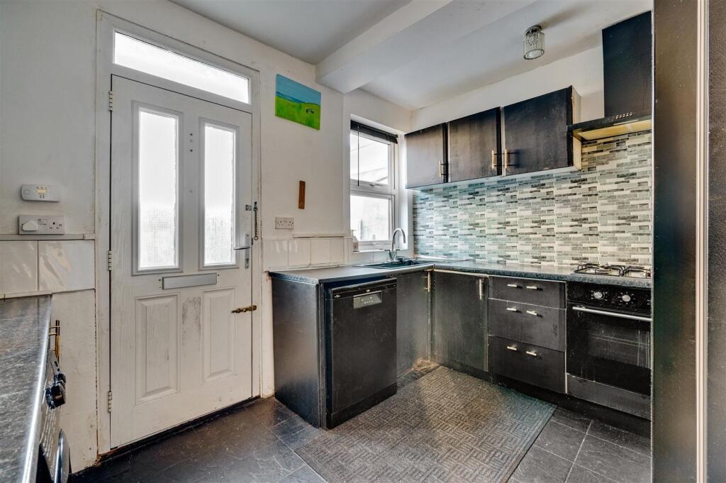 Daniels_Norbreck Gardens, Hanger Lane, NW10_020 - 