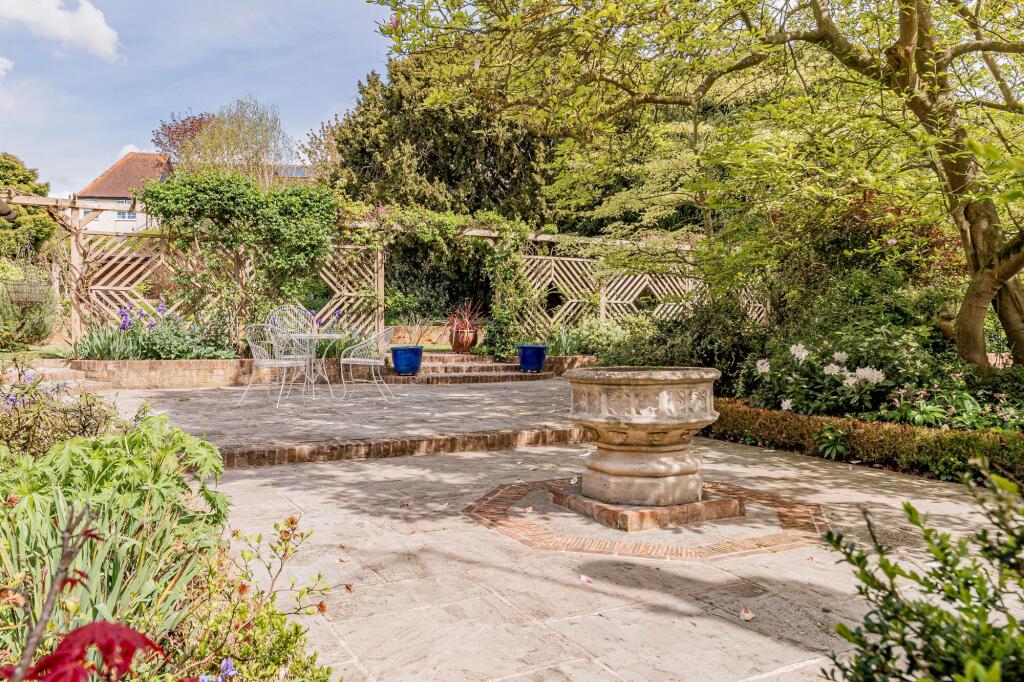 Rear Garden (5)