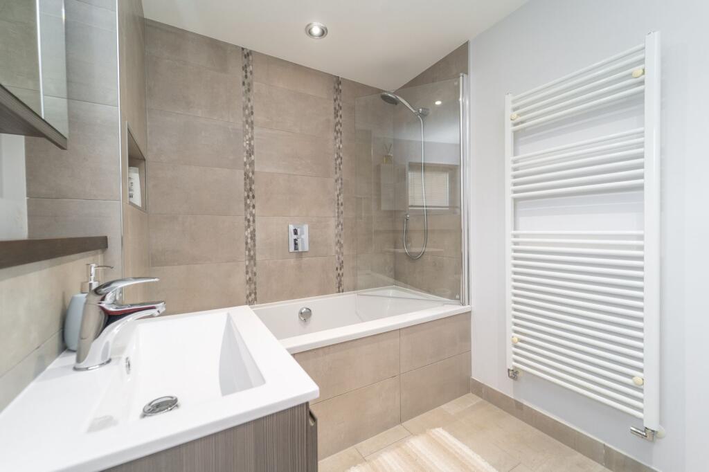 Ensuite Bathroom