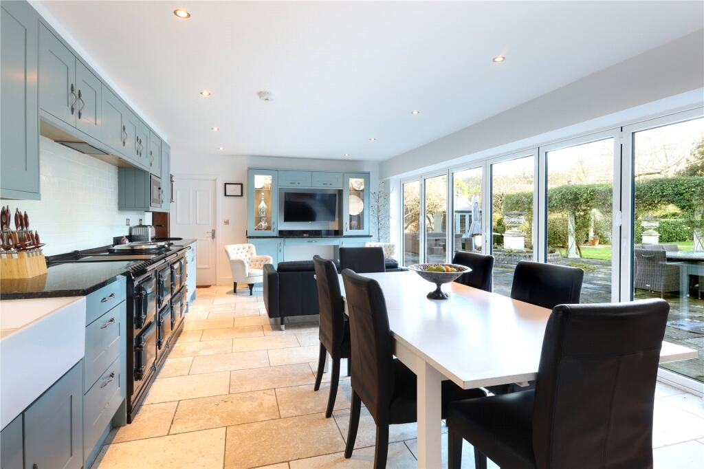 Kitchen/Breakfast