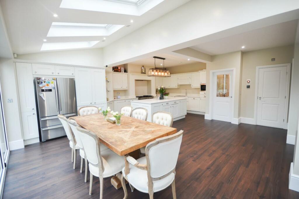 Open Plan Lounge/Kitchen/Diner