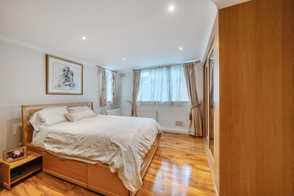 1341818-9-68a5c78...