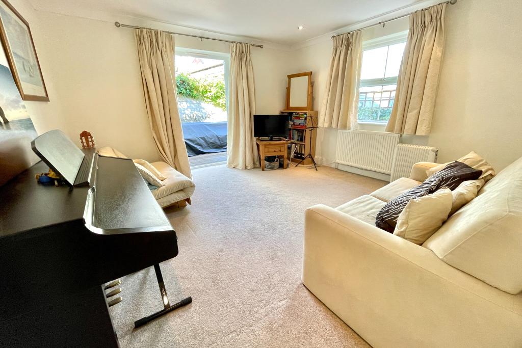 Bedroom 3/Garden Room