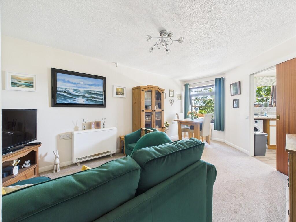 CAM02089G0-PR0521...