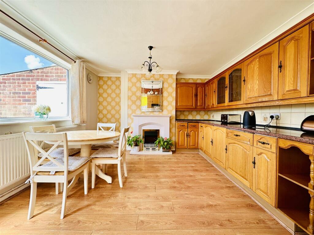 Kitchen Diner