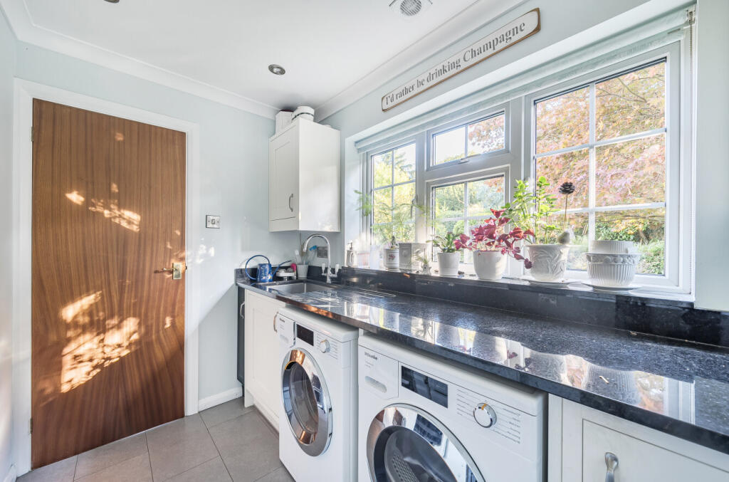 1360121-11-68dc00...