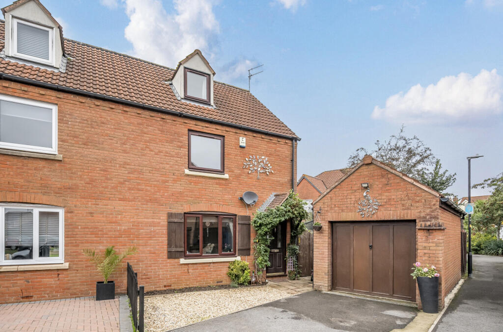 1355857-21-68cad1...