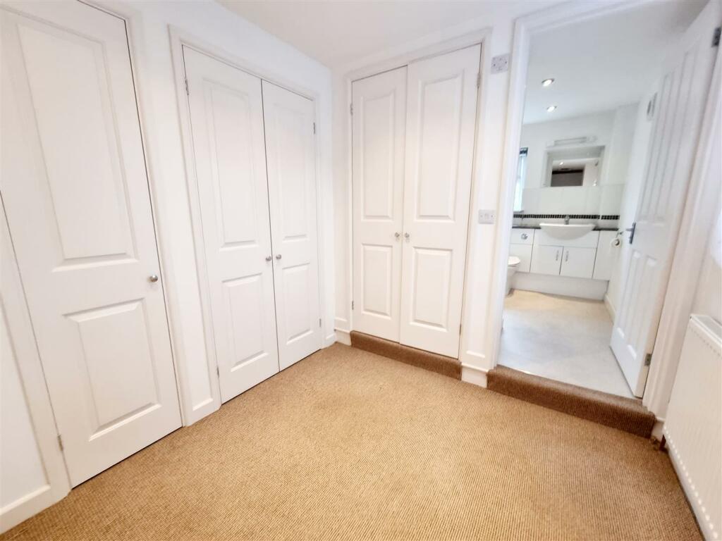 Dressing Room.jpg