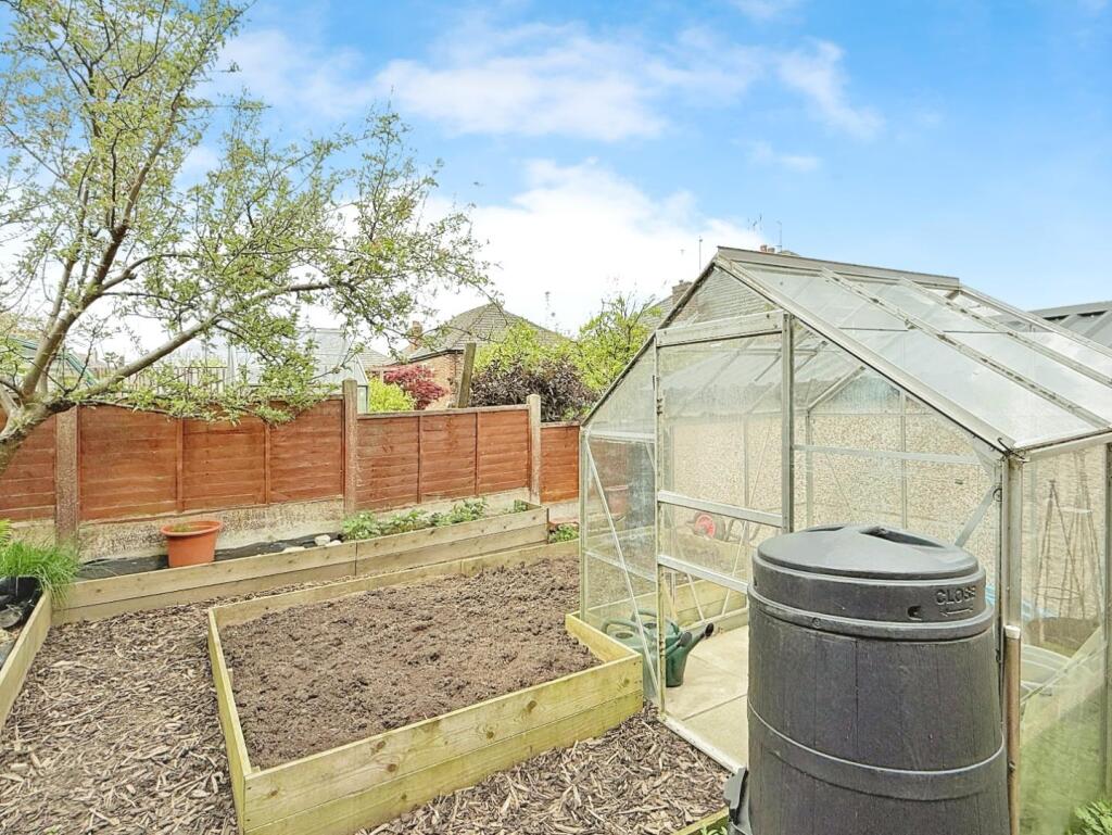VEGETABLE GARDEN