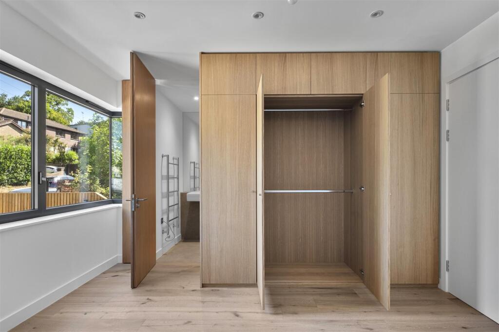 3, Holland Court,14.jpg