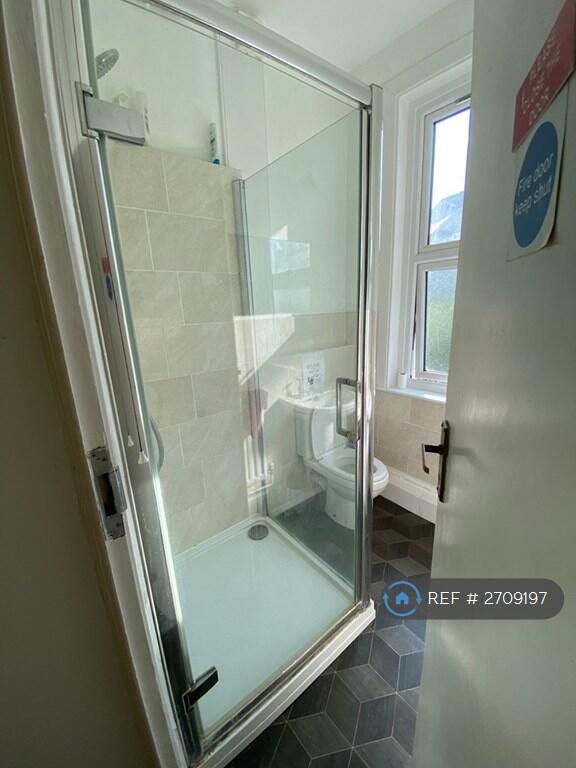 Shower Room (Shared)