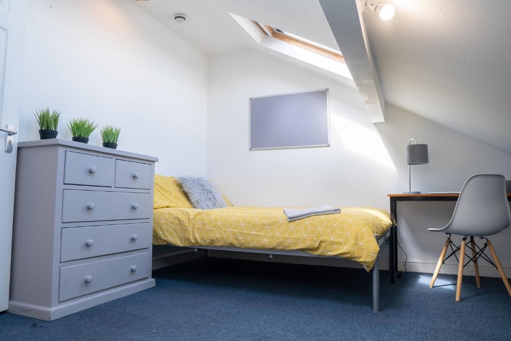 Room 7