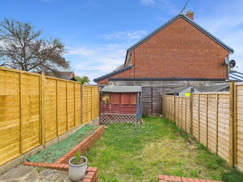 CAM01338G0-PR0115-STILL005