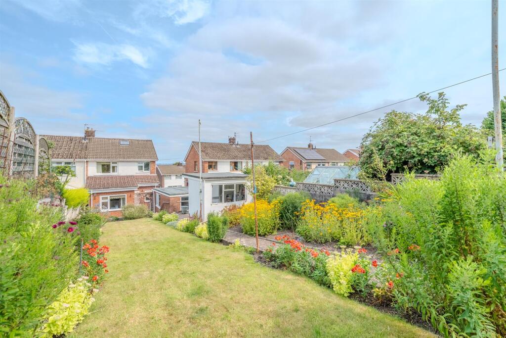 41 Thornhill Close-22.jpg