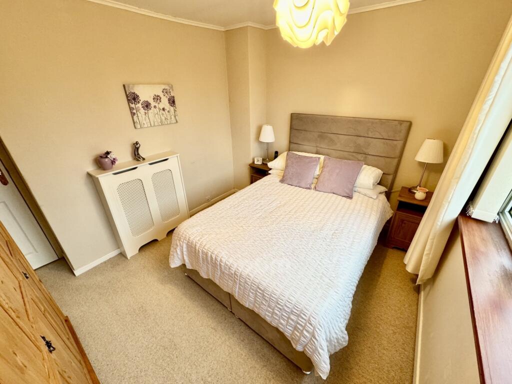 5E83E28A-C187-46F4-980A-D909D934E162