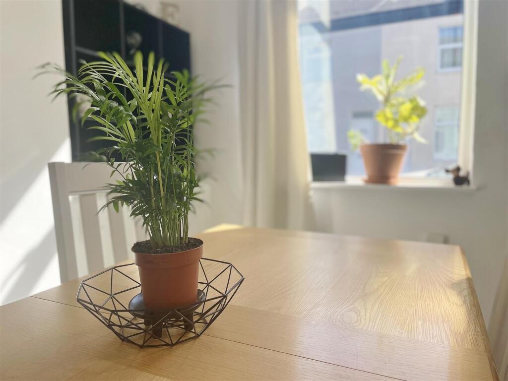 Dining Room Feature