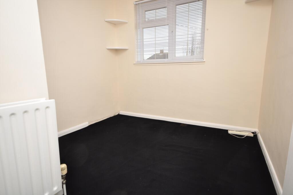 wainscott bed 3