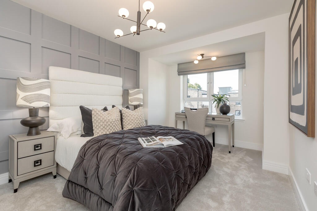 69758_Queenswater...