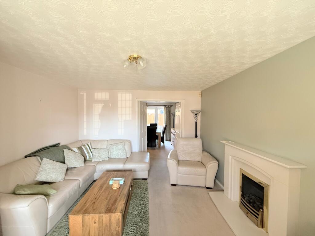 1E7F5EC2-F774-4EA0-AD80-88D514E4BEFA