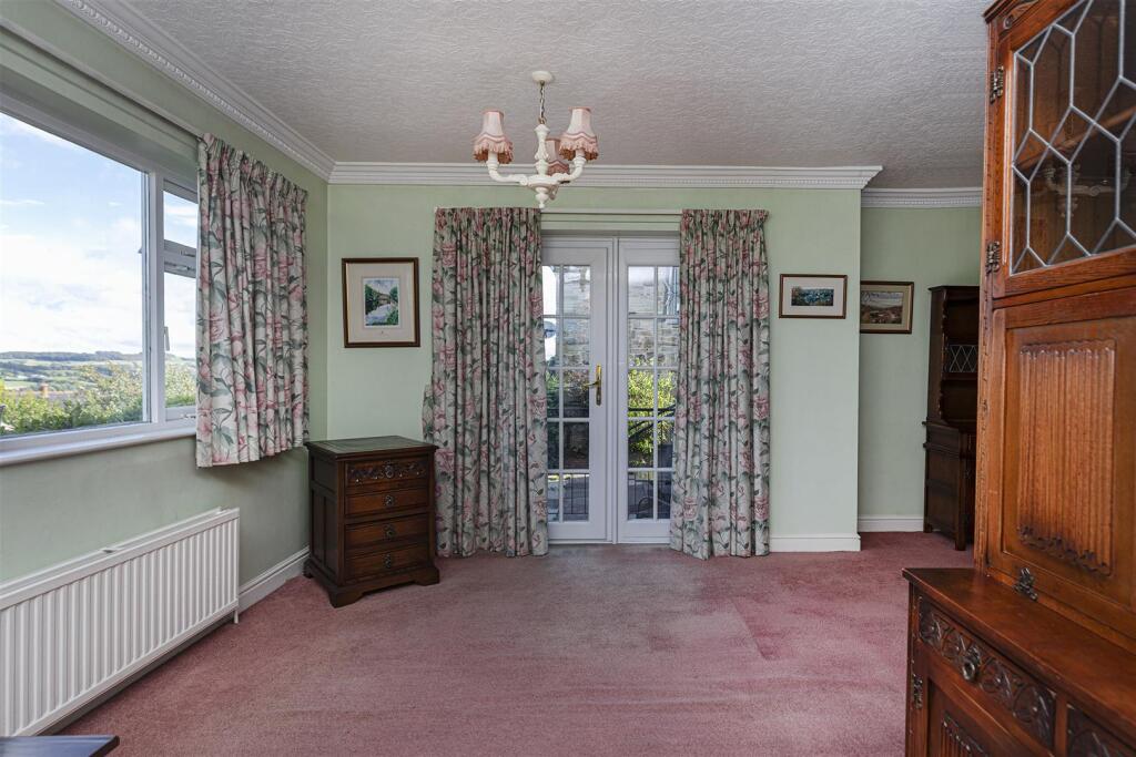 Bramleys Estate Agents - Beagle Avenue - Beaumont 