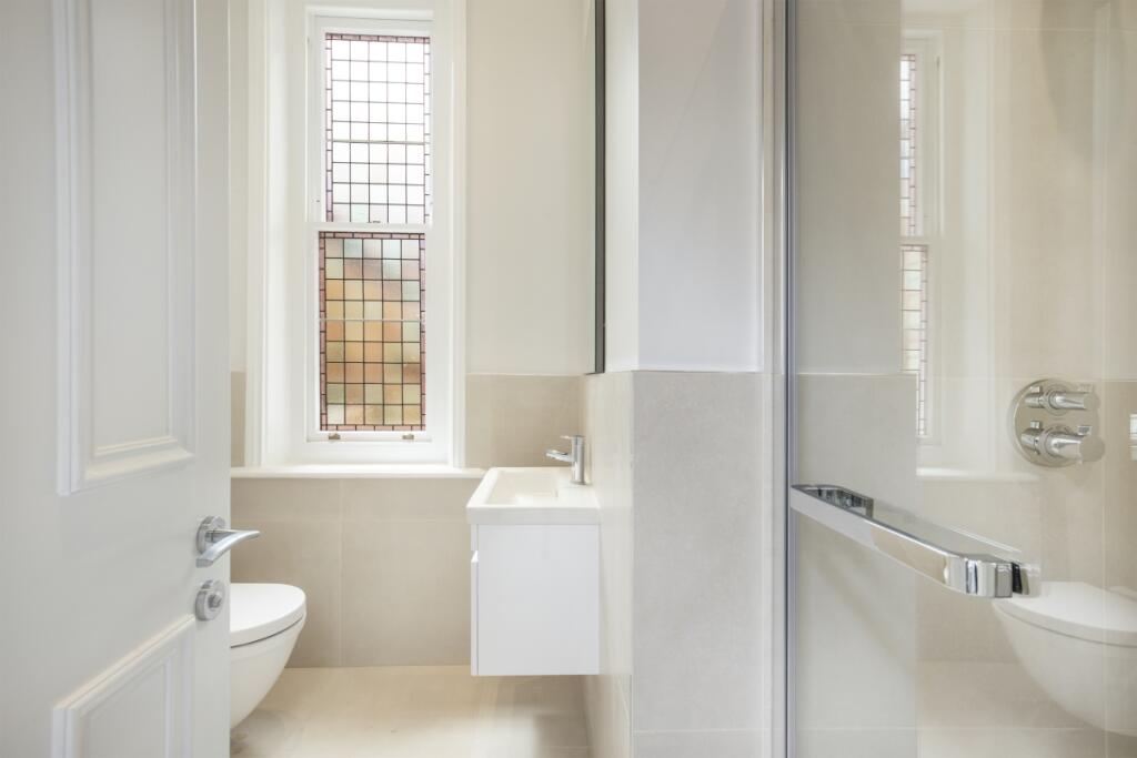 Frederick Court 4...