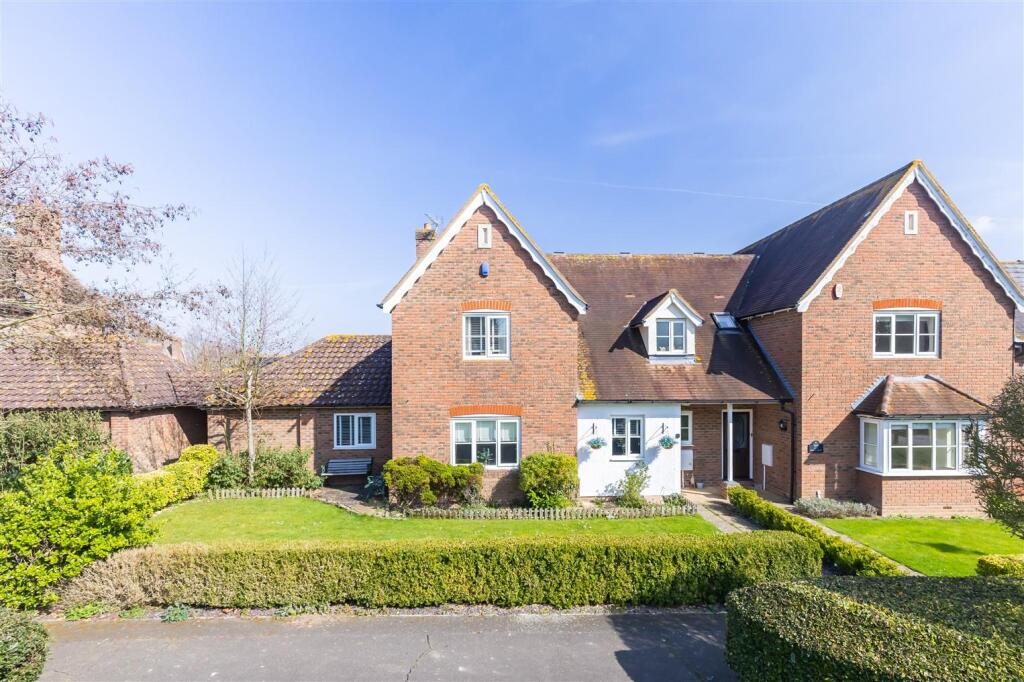 12 Forest Dr (33).jpg