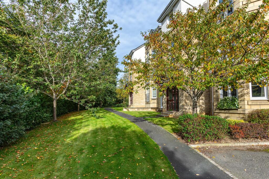 4_5 Weavers Linn Tweedbank 28.JPG