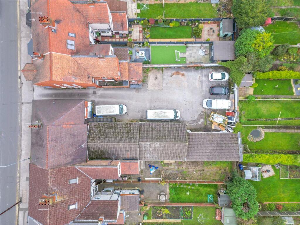 External Image -_-9.jpg