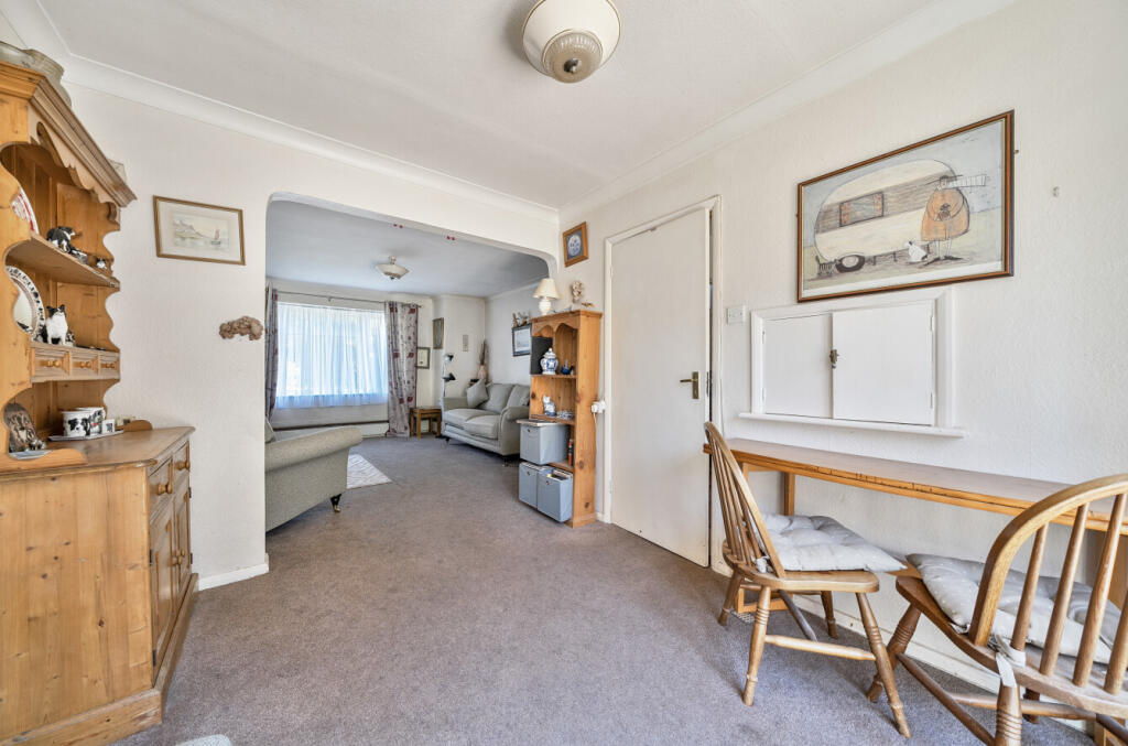 1312919-5-6853ebb...