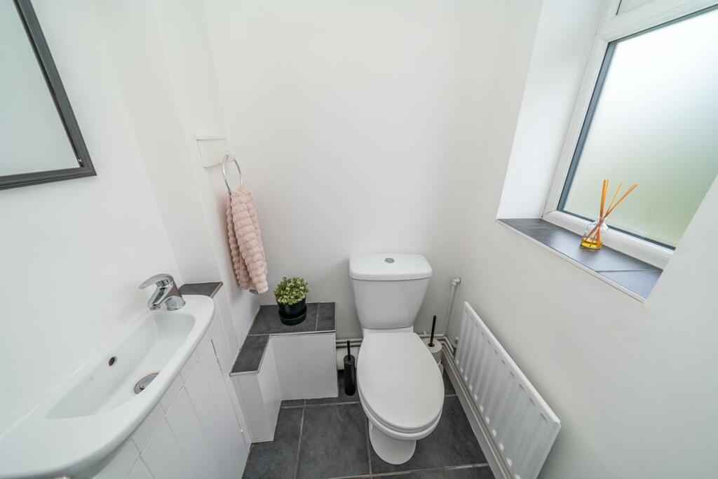 © Webbs Estate Agents © (47 of 68).jpg