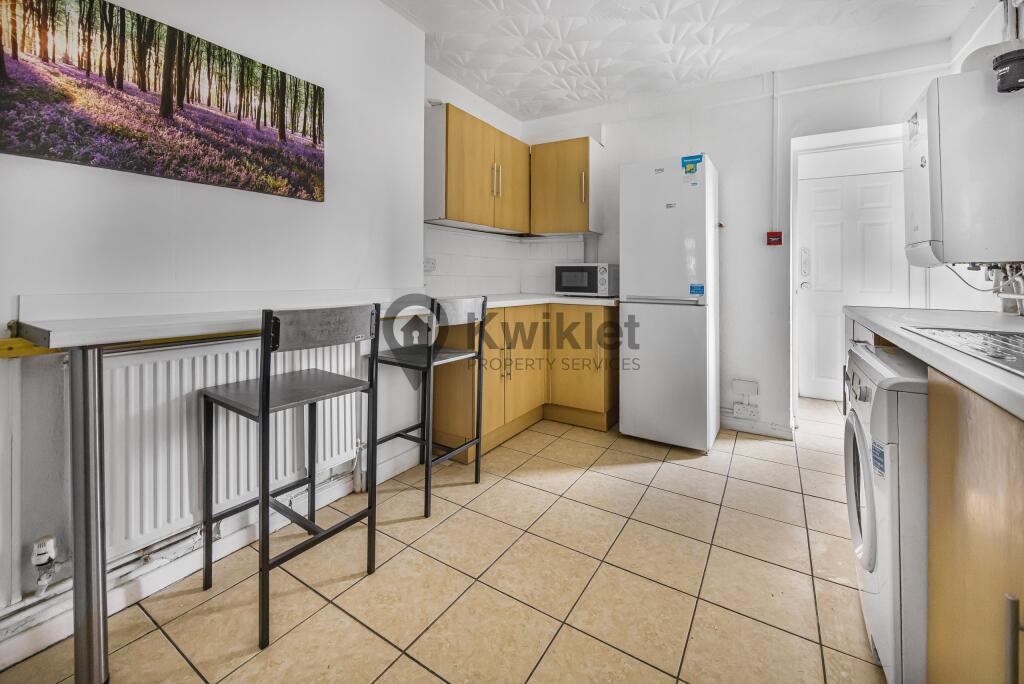 eZy Watermark_24-03-2025_02-33-11-3340pm.JPG