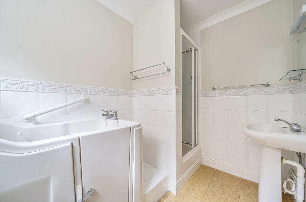 64144bda-ecab-402...