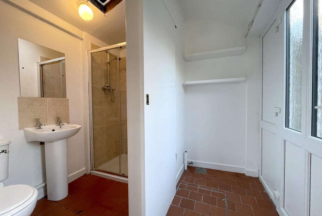rear hall, shower...
