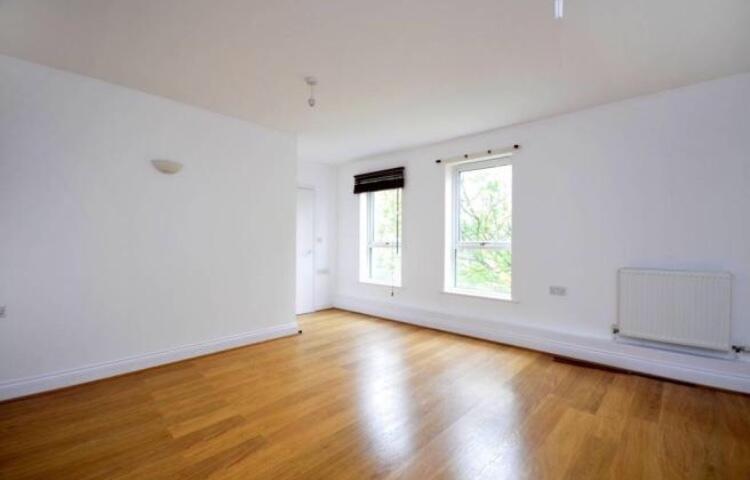 Photo 01