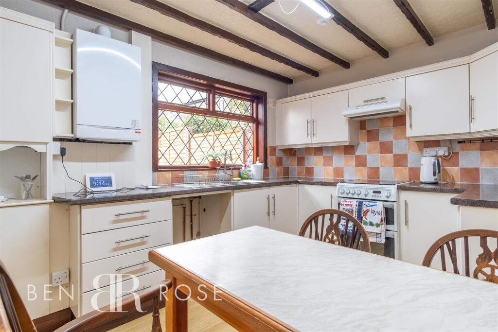 Kitchen/Breakfast Room
